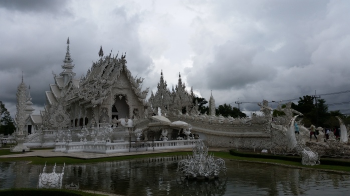The White Temple in all its glory